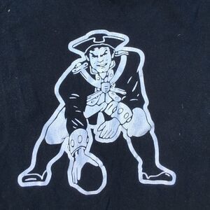 Vintage Patriots Black Tshirt 